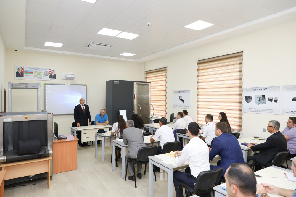 Gömrük Akademiyasında ixtisasartırma təlimi başladı 